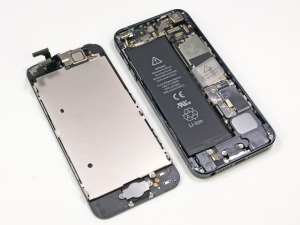 iPhone-5-Opened